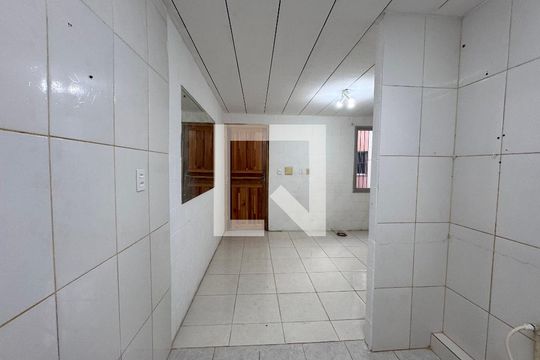 Cozinha de apartamento para alugar com 2 quartos, 48m² em Rio dos Sinos, São Leopoldo