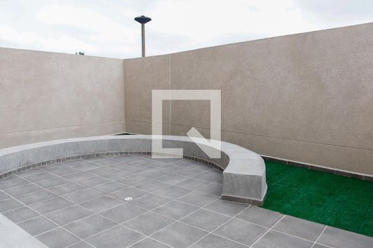 Área comum de apartamento para alugar com 2 quartos, 49m² em Vila Yolanda, Osasco