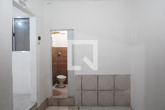 Quarto de casa para alugar com 1 quarto, 30m² em Vila Invernada, São Paulo