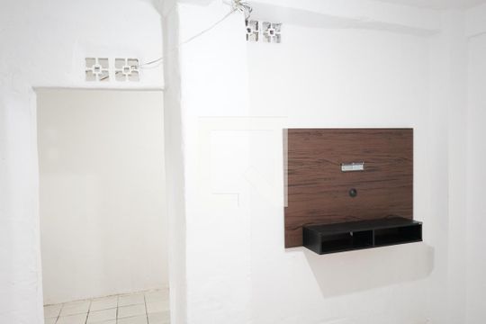 Sala de casa para alugar com 1 quarto, 30m² em Vila Invernada, São Paulo