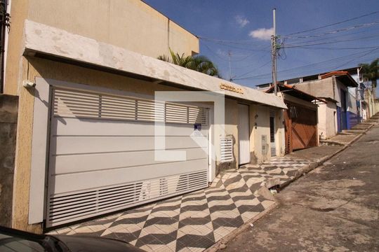 Fachada de casa de condomínio à venda com 2 quartos, 90m² em Parque dos Bancarios, São Paulo