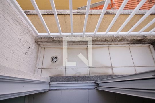 Varanda - Quarto 2 de casa de condomínio à venda com 2 quartos, 90m² em Parque dos Bancarios, São Paulo
