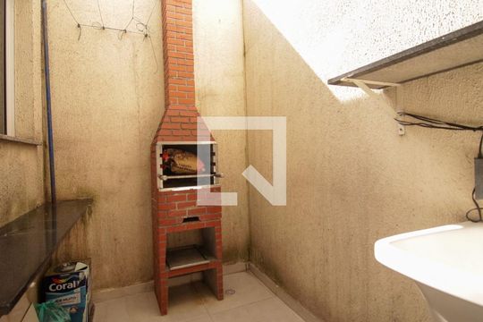 Área de Serviço de casa de condomínio à venda com 2 quartos, 90m² em Parque dos Bancarios, São Paulo