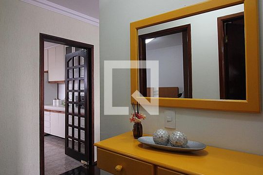 Hall dos Quartos de apartamento à venda com 2 quartos, 76m² em Vila Euro, São Bernardo do Campo