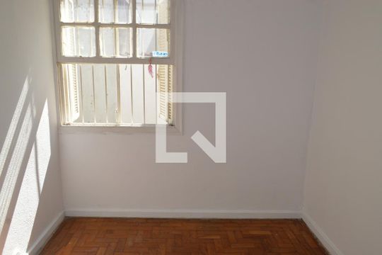 Quarto 2 de casa para alugar com 2 quartos, 150m² em Vila Mariana, São Paulo
