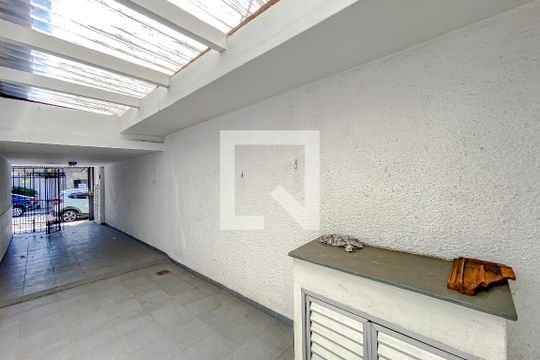 Garagem de casa à venda com 3 quartos, 200m² em Tatuapé, São Paulo