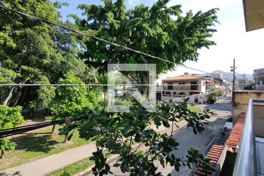 Vista de casa de condomínio à venda com 3 quartos, 160m² em Taquara, Rio de Janeiro