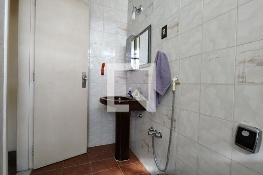Banheiro Social de casa de condomínio à venda com 3 quartos, 160m² em Taquara, Rio de Janeiro
