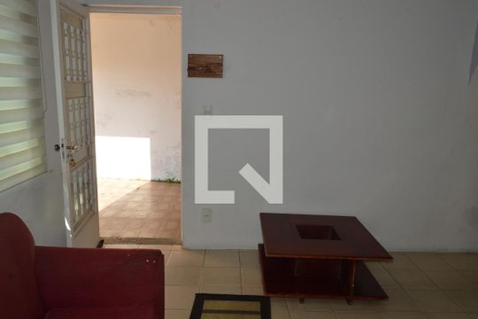 Sala de casa para alugar com 4 quartos, 300m² em Cursino, São Paulo