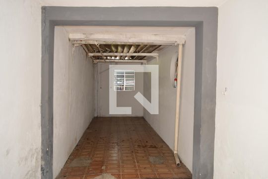 Garagem de casa para alugar com 4 quartos, 300m² em Cursino, São Paulo