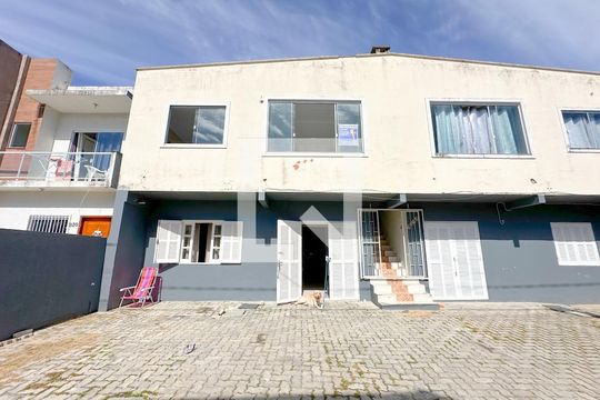 Fachada de apartamento para alugar com 1 quarto, 40m² em Ingleses Norte, Florianópolis