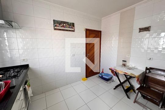 Cozinha de casa à venda com 3 quartos, 150m² em Jardim Vila Galvao, Guarulhos
