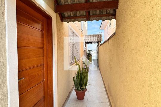 Área externa de casa à venda com 3 quartos, 150m² em Jardim Vila Galvao, Guarulhos