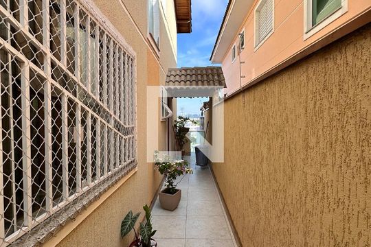 Área externa de casa à venda com 3 quartos, 150m² em Jardim Vila Galvao, Guarulhos