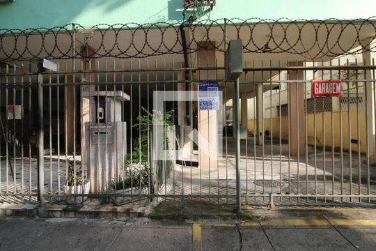Placa de apartamento à venda com 2 quartos, 72m² em Penha, Rio de Janeiro