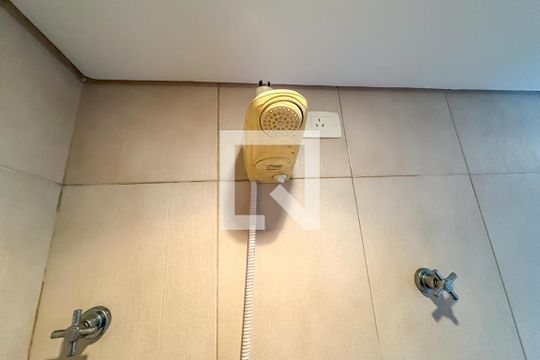 Banheiro Social de casa de condomínio à venda com 3 quartos, 342m² em Centro, São Bernardo do Campo