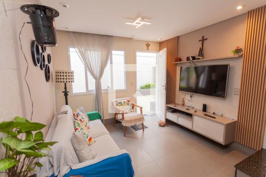 Sala de casa à venda com 1 quarto, 65m² em Jardim da Campina, São Paulo