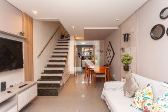 Sala de casa à venda com 1 quarto, 65m² em Jardim da Campina, São Paulo