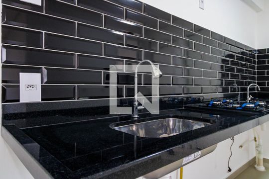 Cozinha de apartamento para alugar com 2 quartos, 36m² em Vila Andrade, São Paulo