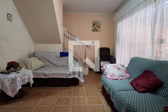 Casa à venda com 3 quartos, 110m² em Vila Alzira, Santo André