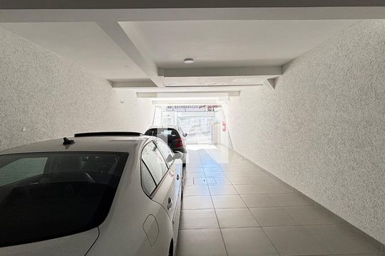 Garagem de apartamento à venda com 2 quartos, 140m² em Vila Valparaíso, Santo André