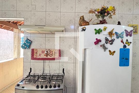 Cozinha de casa à venda com 2 quartos, 230m² em Jardim Marek, Santo André
