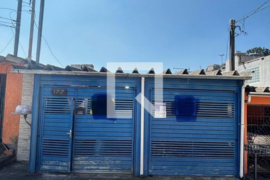 Fachada de casa à venda com 2 quartos, 230m² em Jardim Marek, Santo André
