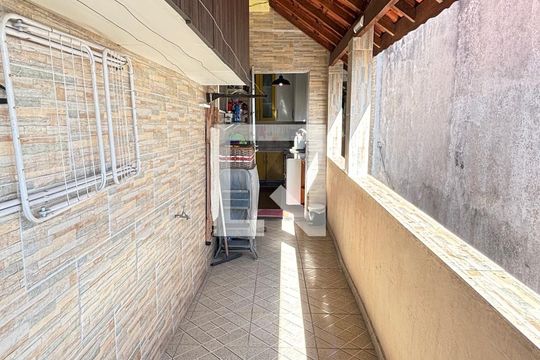 Varanda de casa à venda com 2 quartos, 230m² em Jardim Marek, Santo André