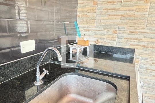 Área de Serviço de casa à venda com 2 quartos, 230m² em Jardim Marek, Santo André