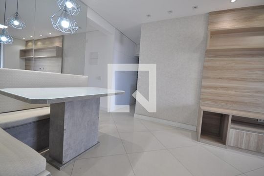Sala de apartamento para alugar com 2 quartos, 60m² em Vila Gustavo, São Paulo