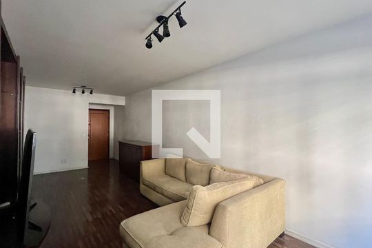 Sala de apartamento à venda com 3 quartos, 130m² em Jardins, São Paulo