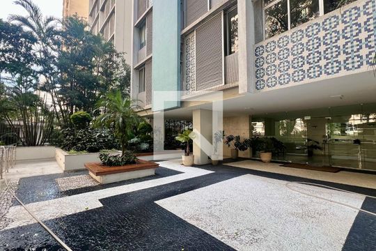 Área comum de apartamento para alugar com 3 quartos, 130m² em Jardins, São Paulo