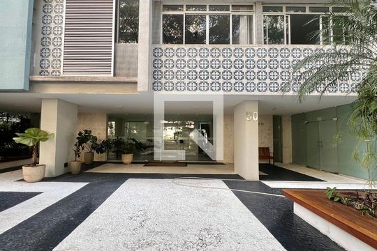 Área comum de apartamento para alugar com 3 quartos, 130m² em Jardins, São Paulo