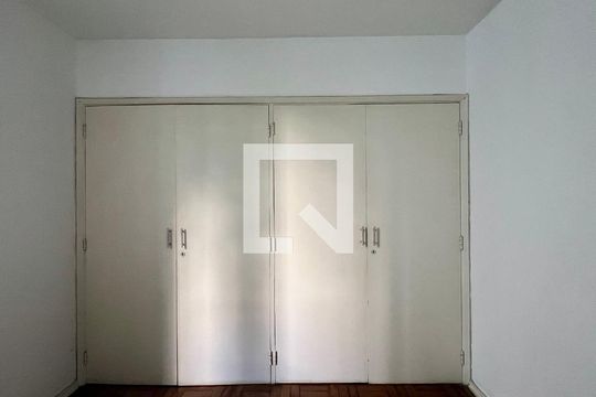 Quarto 1 de apartamento à venda com 3 quartos, 130m² em Jardins, São Paulo