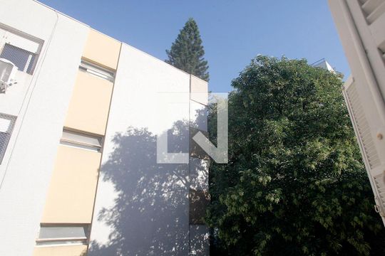 Sala Vista de apartamento para alugar com 1 quarto, 51m² em Moinhos de Vento, Porto Alegre