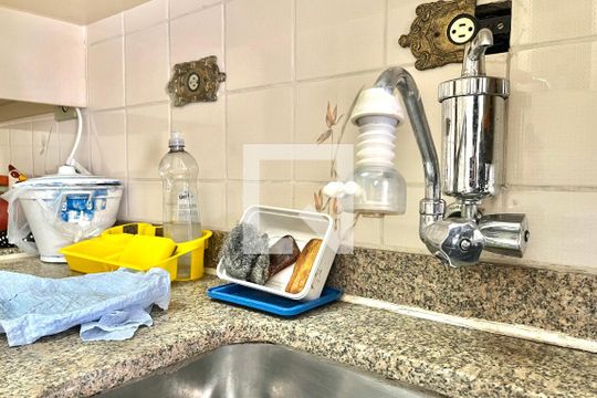 Cozinha  de apartamento à venda com 2 quartos, 70m² em Jardim Oriental, São Paulo