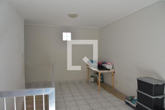 Sala 2 de casa à venda com 3 quartos, 275m² em Vila Valparaíso, Santo André