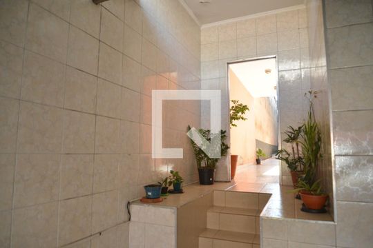 Garagem de casa à venda com 3 quartos, 275m² em Vila Valparaíso, Santo André