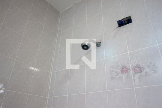 Banheiro de casa para alugar com 4 quartos, 150m² em Itaim Paulista, São Paulo