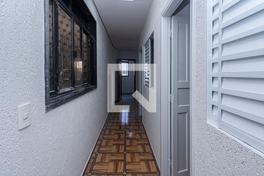 Corredor de apartamento para alugar com 2 quartos, 55m² em Sacomã, São Paulo