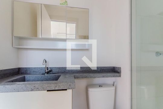 Banheiro de apartamento à venda com 1 quarto, 24m² em Vila Mariana, São Paulo