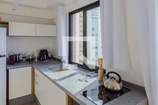 Cozinha de apartamento à venda com 1 quarto, 24m² em Vila Mariana, São Paulo