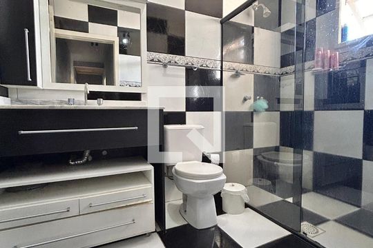 Banheiro de casa à venda com 3 quartos, 290m² em Jardim America, São Leopoldo