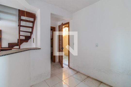 Cozinha de casa de condomínio à venda com 2 quartos, 130m² em Ipanema, Porto Alegre