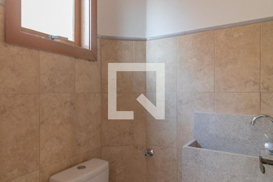 Lavabo de casa de condomínio à venda com 2 quartos, 130m² em Ipanema, Porto Alegre