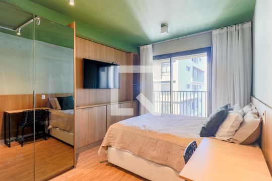 Sala/Quarto de kitnet/studio à venda com 1 quarto, 25m² em Campo Belo, São Paulo