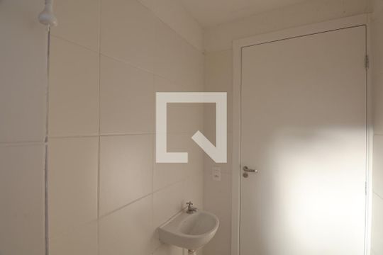 Banheiro de apartamento para alugar com 2 quartos, 52m² em Mato Grande, Canoas