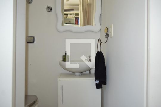 Lavabo de apartamento para alugar com 2 quartos, 86m² em Vila Clementino, São Paulo