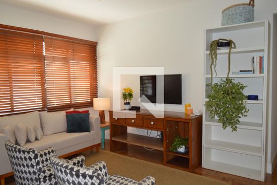 Sala de apartamento para alugar com 2 quartos, 86m² em Vila Clementino, São Paulo