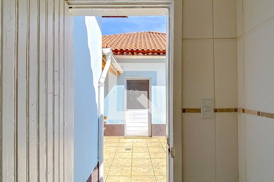Banheiro de Serviço de casa para alugar com 2 quartos, 200m² em Mooca, São Paulo